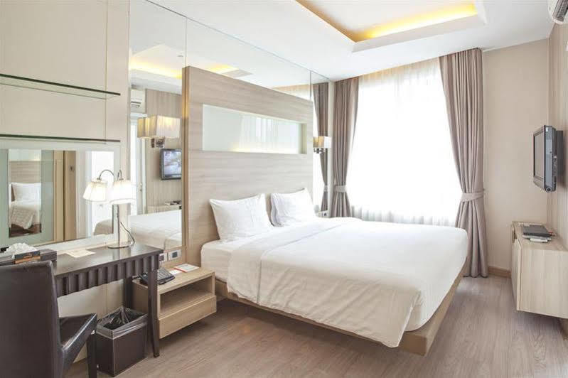 V Residence Serviced Apartment بانكوك المظهر الخارجي الصورة