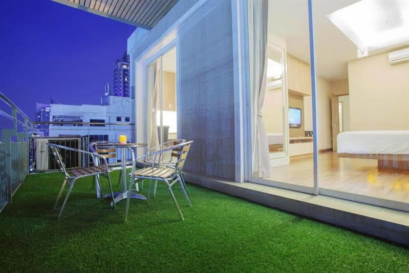 V Residence Serviced Apartment بانكوك المظهر الخارجي الصورة